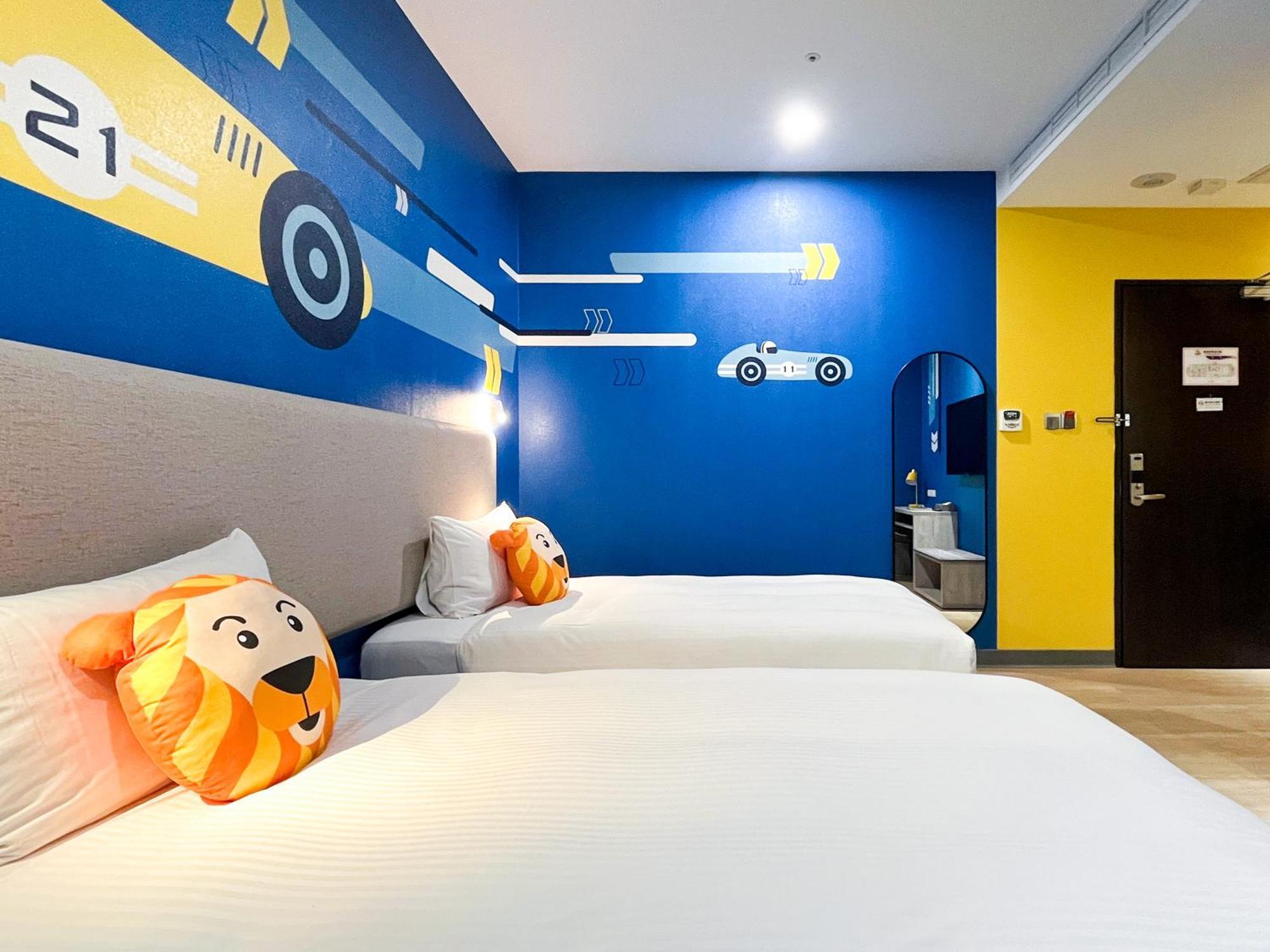 Holiday Garden Hotel Skm Park Kaohsiung Extérieur photo